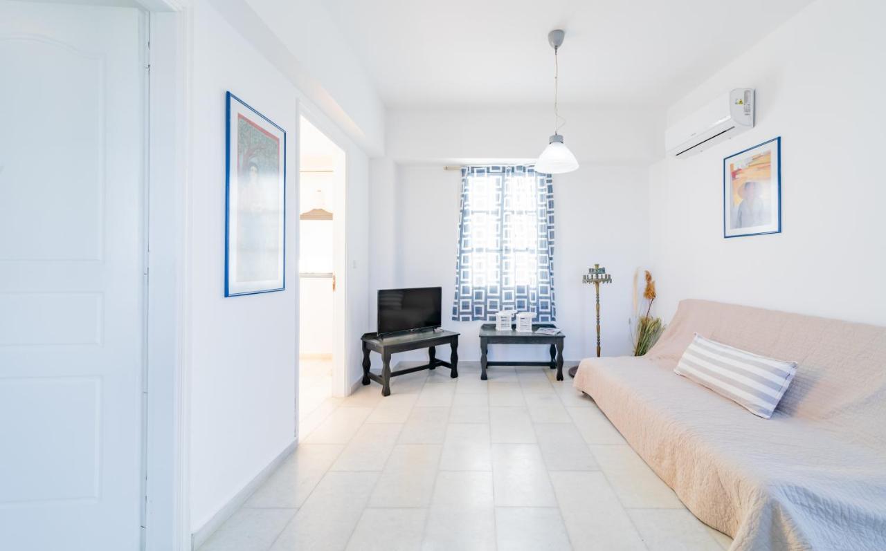 Antonina Hotel Agia Anna  Exteriör bild