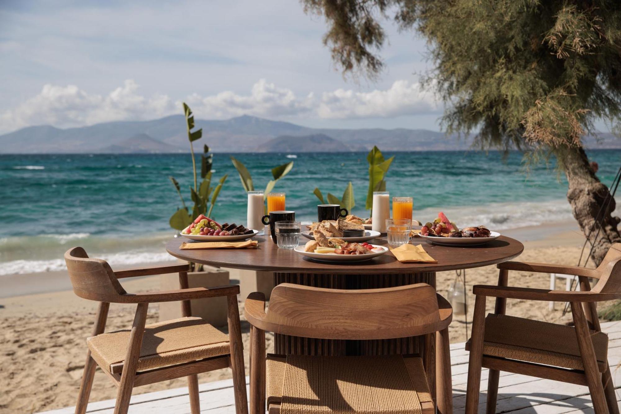 Antonina Hotel Agia Anna  Exteriör bild
