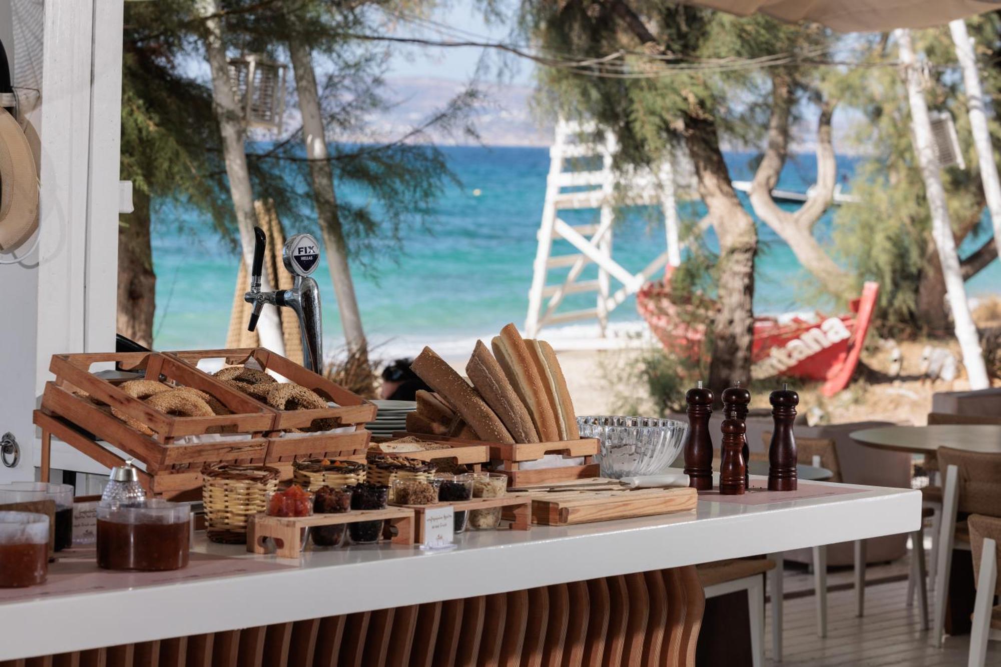 Antonina Hotel Agia Anna  Exteriör bild